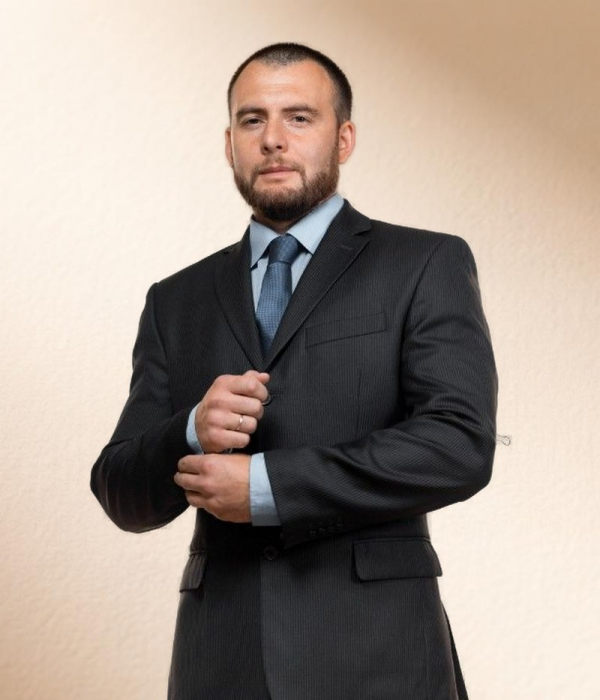 Медведев Дмитрий
